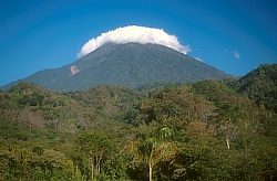 Volcano Atitl&aacute;n
